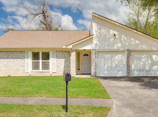 7479 Woodoak Dr, Houston, TX 77040