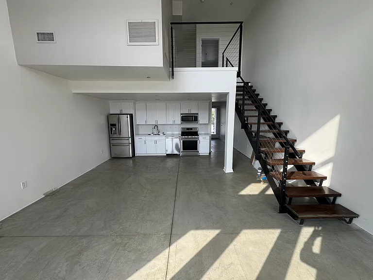 4111 W Sunset Blvd #543 — Photo 4