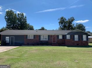 1105 Rhodus Dr, Vidalia, GA 30474
