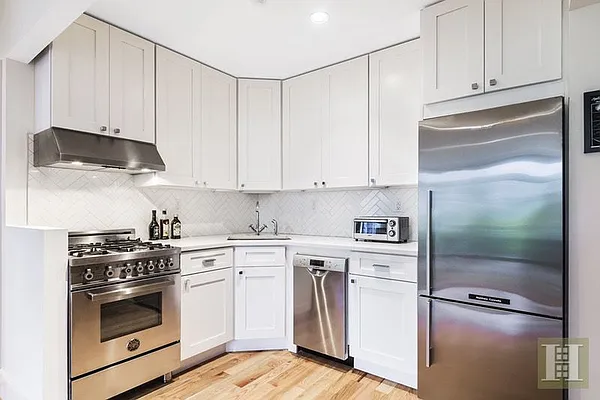 Rented by Halstead Real Estate | media 15