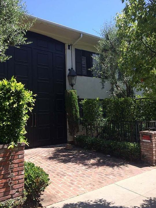 1st image of 11840 Gorham Ave APT 7