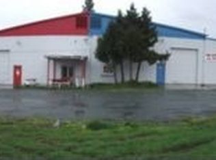 484 Pleasant Valley Rd, Merlin, OR 97532