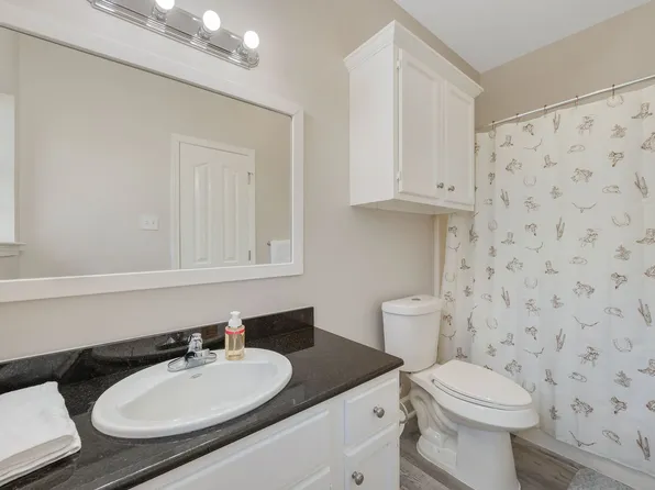 101 Winter Park, College Station, TX 77840