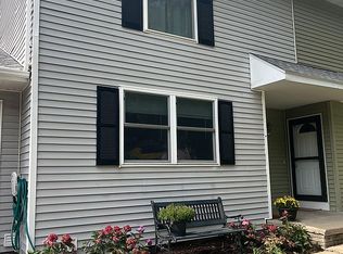 1457 Valley View Dr APT B, Coralville, IA 52241