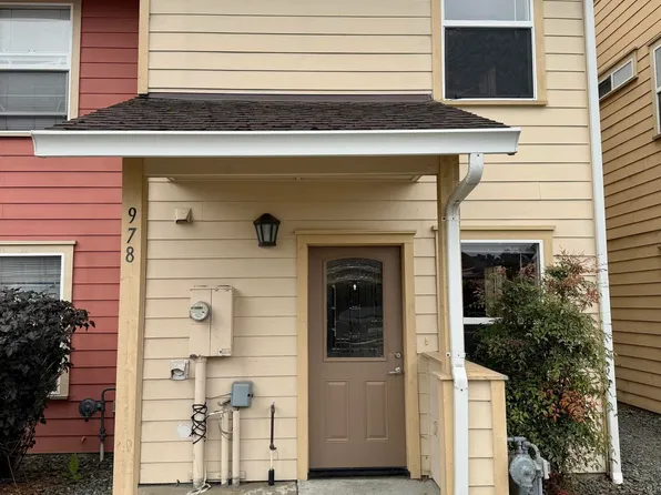 978 Courtyard Cir, Arcata, CA 95521