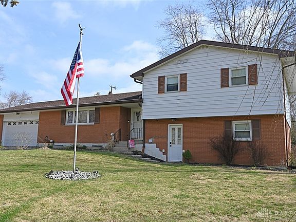 2nd image of 2711 Blue Rock Dr