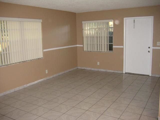 1st image of 2704 NE 6th Ln