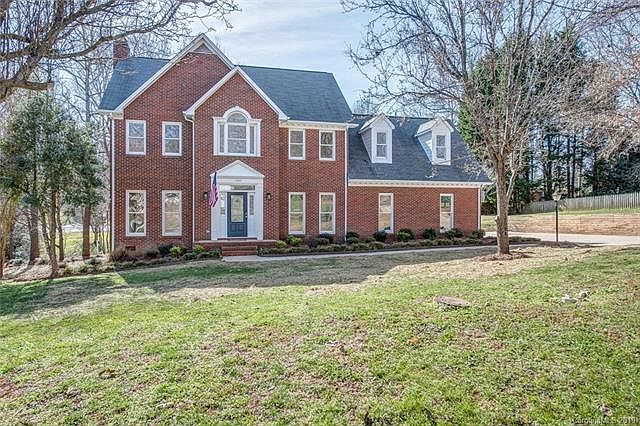1st image of 1507 Village Ct