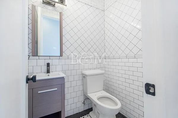 Rented by Brick&Mortar | media 109