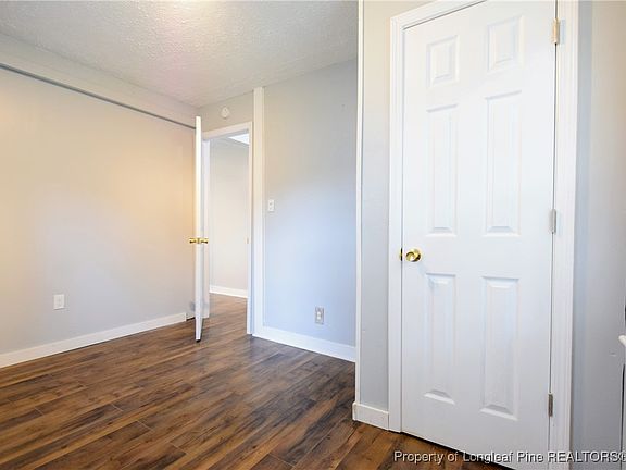 5th image of 809A Varsity Dr