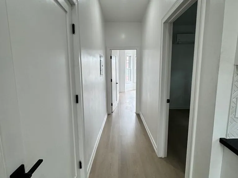 35 Bowers St #3 — Photo 8