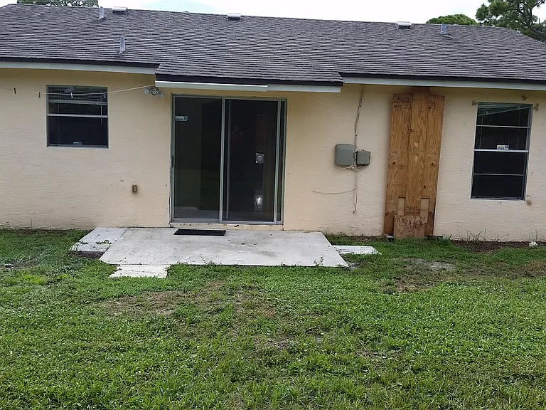 460 Fleming Ave — Photo 5