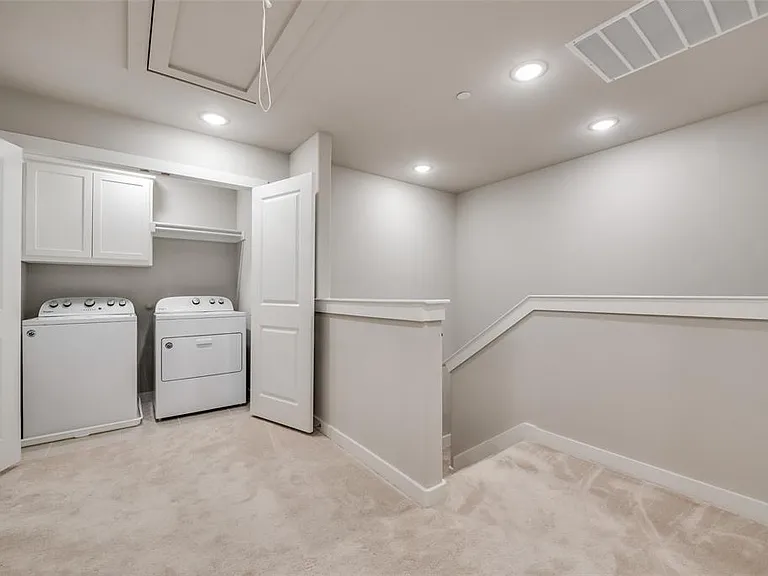 1317 Pebblebrook Dr — Photo 30