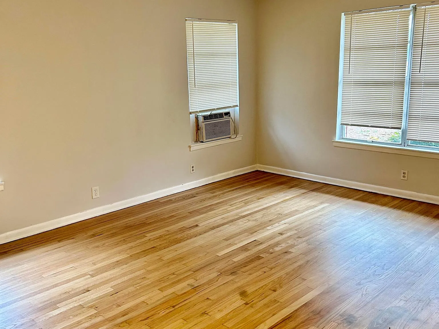 2 bed, 1075 sqft, $1,095 — Photo 2