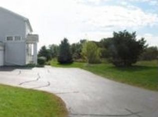 369 Cascade Ln, Oswego, IL 60543