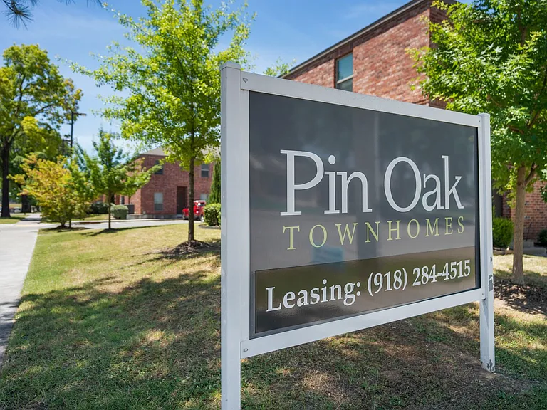 Pin Oak Townhomes — Photo 54