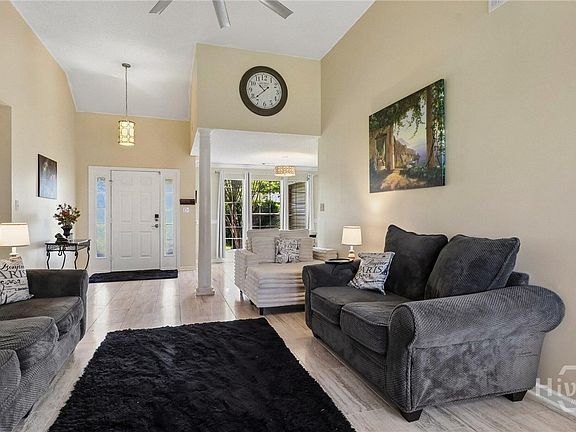 3rd image of 213 Cassidy Way