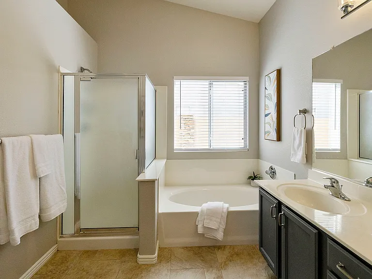842 W Cooley Dr — Photo 19