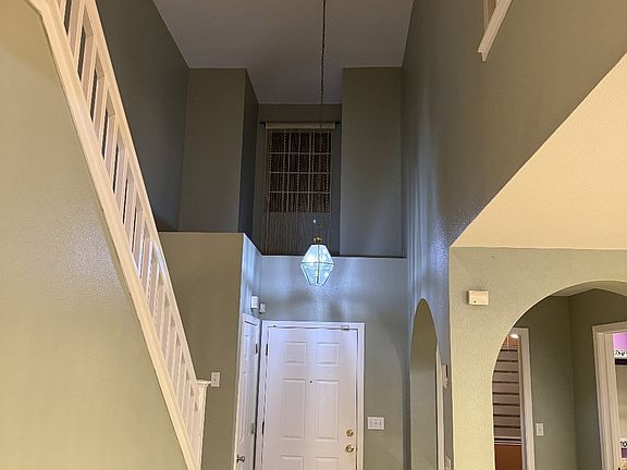 4th image of 2020 Spring Ln