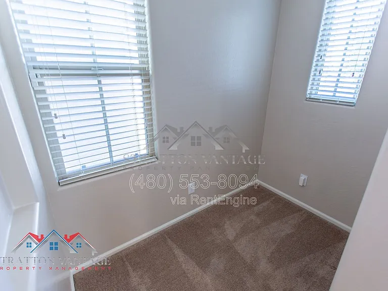 2218 N 77th Dr — Photo 21