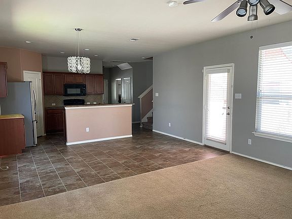 5th image of 1815 Enchanted Rock Dr