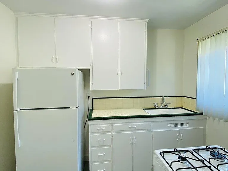 8835 La Mesa Blvd #C — Photo 4