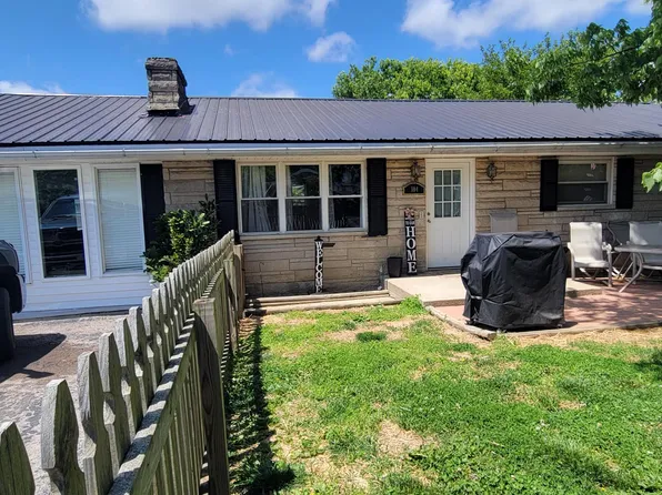 104 Deblynn Ct, Mount Sterling, KY 40353
