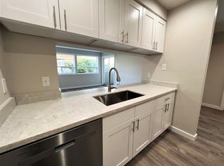 9044 13th Ave NW APT 2, Seattle, WA 98117