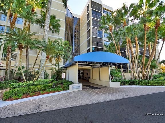 4th image of 16300 Golf Club Road #719