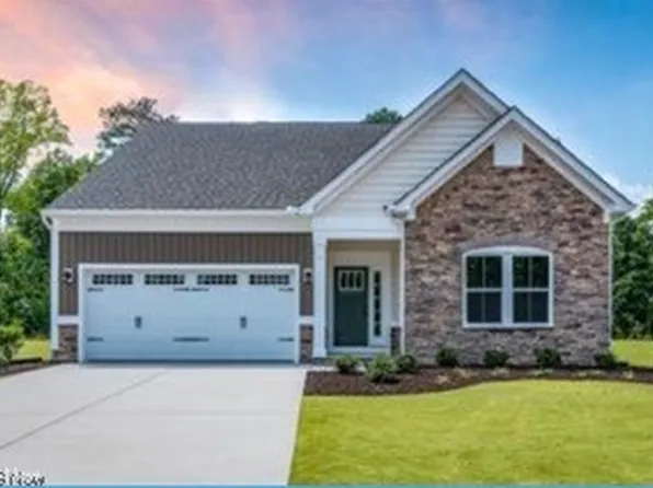 313 Kelley Dr, Macedonia, OH 44056