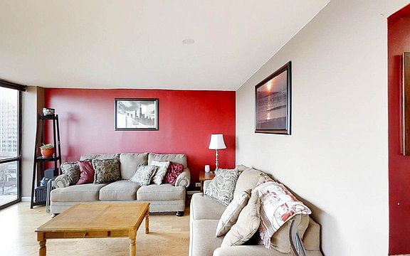 4th image of 4343 N Clarendon Ave APT 812