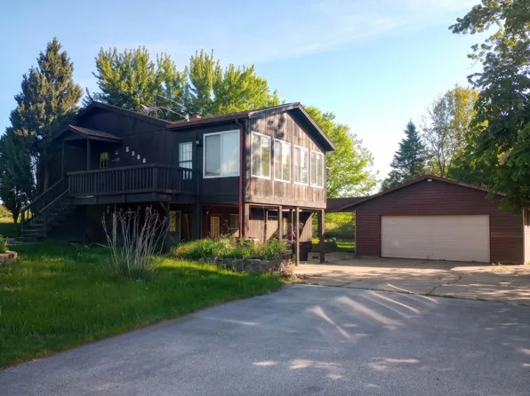 5396 Colchester Way, Gladwin, MI 48624
