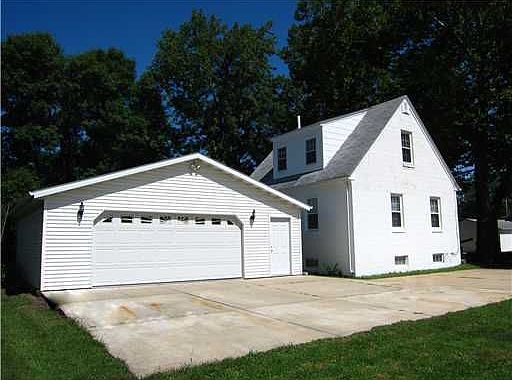 Amazing 4+ car garage
