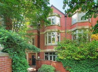 911 Harvard Ave E, Seattle, WA 98102