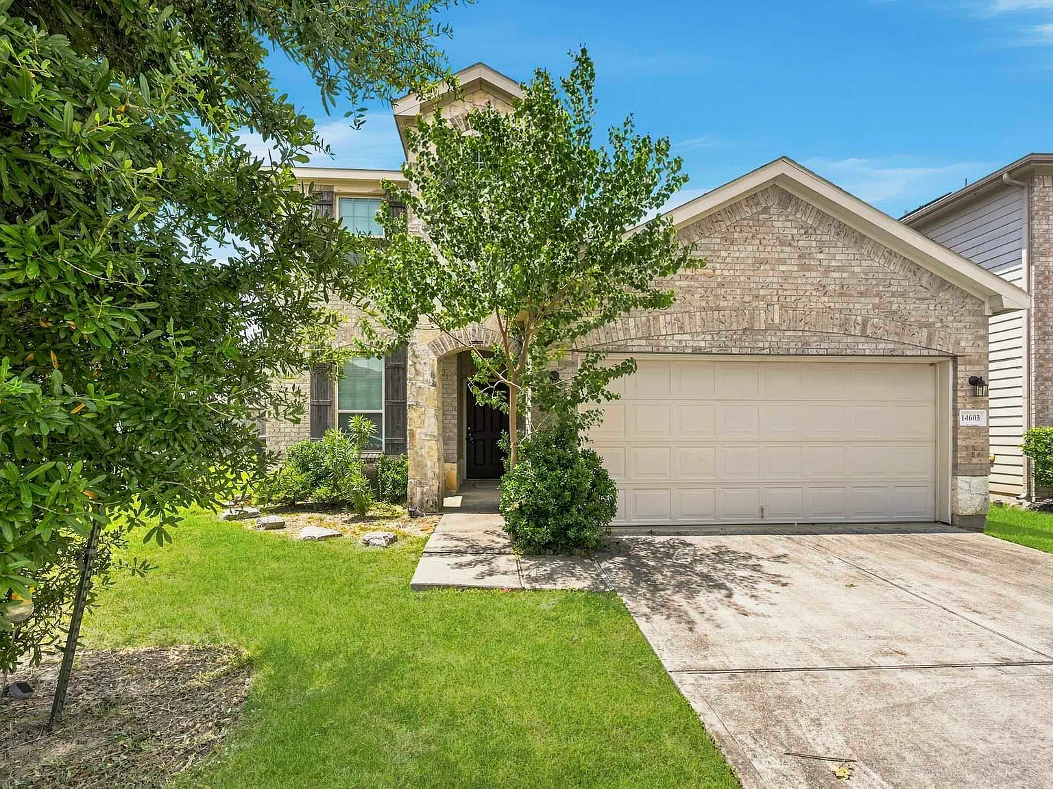 Auburn Dusk Drive (14603) - S - 1 — Photo 2