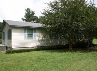 5575 Brewer Rd, Manning, SC 29102