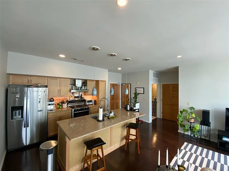 1600 Barton Springs Rd #1503