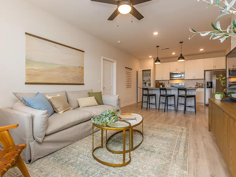 Middle Sound West Apartments — Photo 49