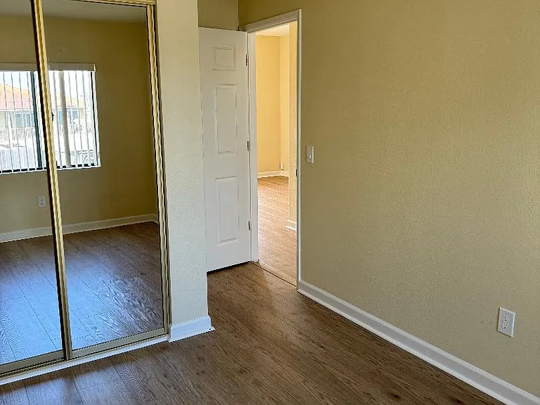 253 Monroe St — Photo 8