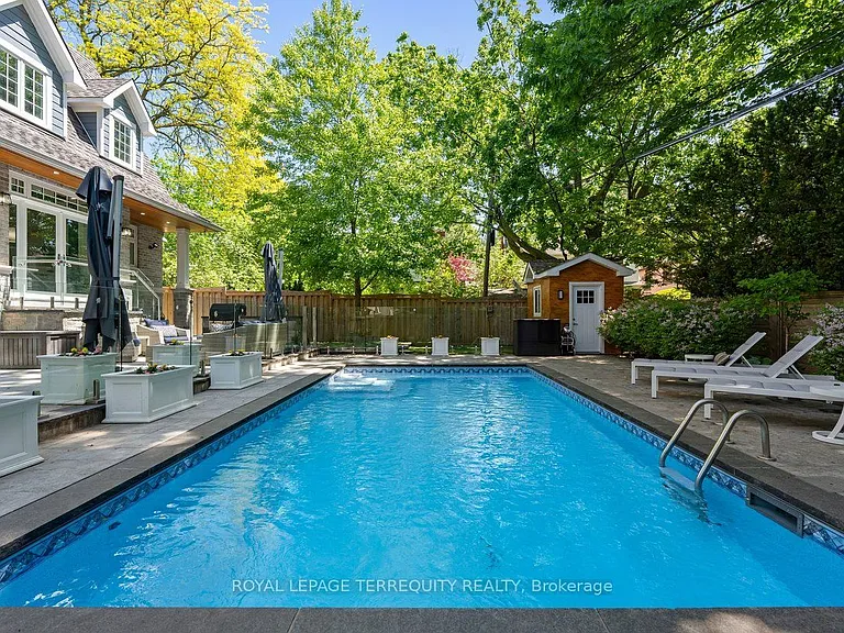 101 Chestnut Hills Pkwy — Photo 48
