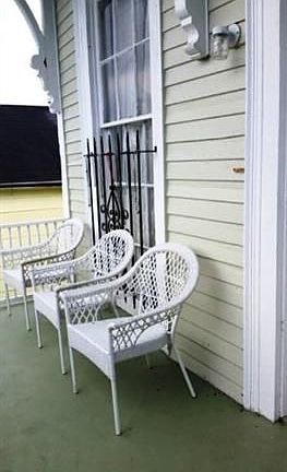 3rd image of 724 Philip St