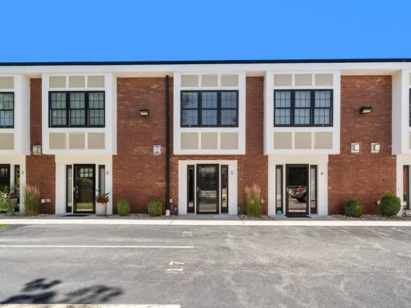 142 Pleasant St Unit 5, Winthrop, MA 02152