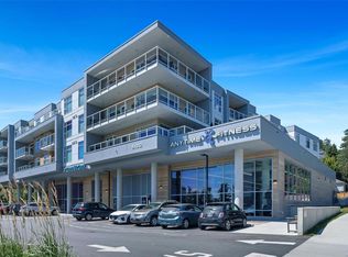 5120 Cordova Bay Rd #304, Saanich, BC