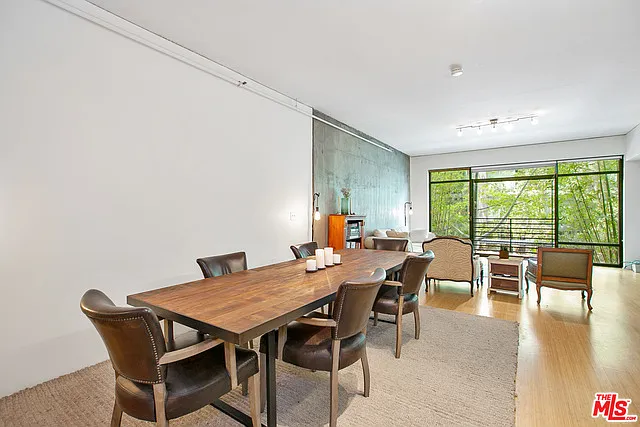 1111 S Grand Ave #506 — Photo 3