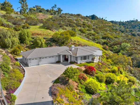 3657 Laketree Dr, Fallbrook, CA 92028
