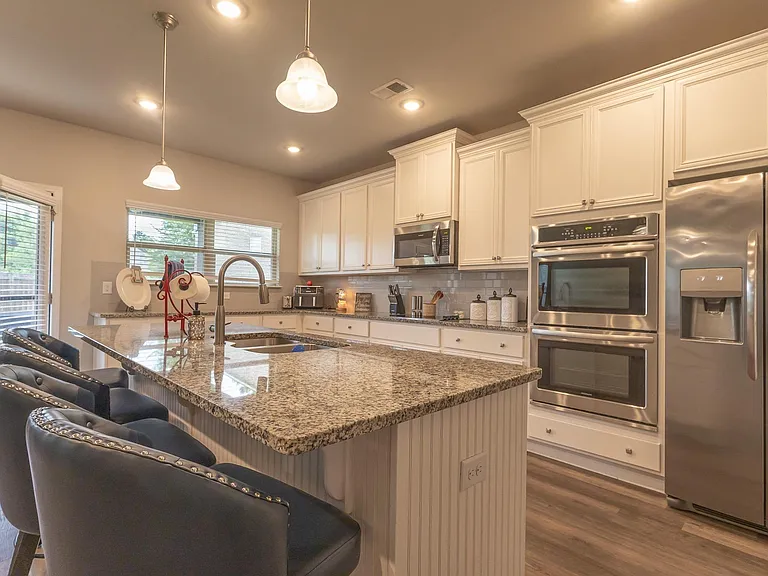 202 Warhawk Dr — Photo 11