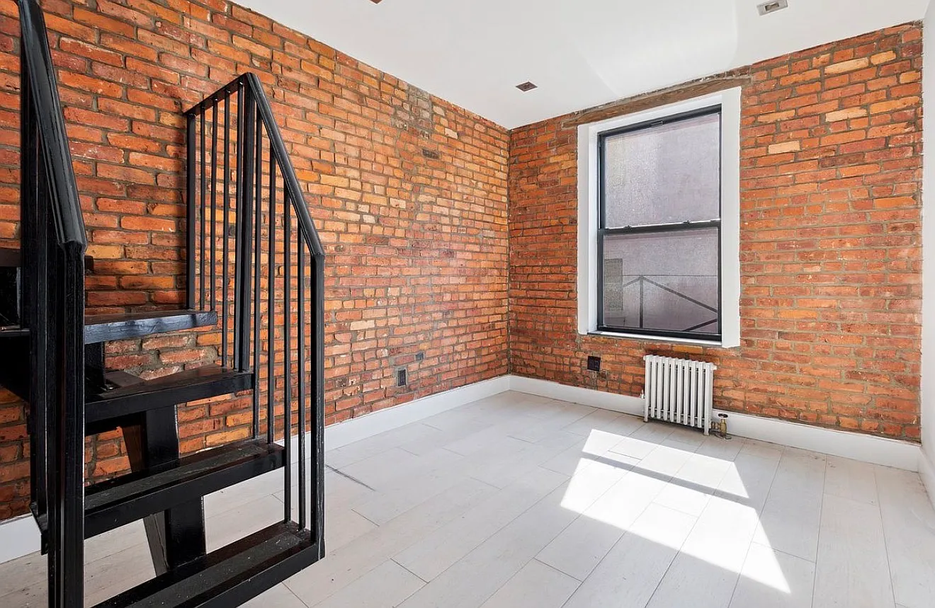 459 West 50th Street — Photo 1