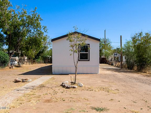 2nd image of 8115 E 4TH Avenue