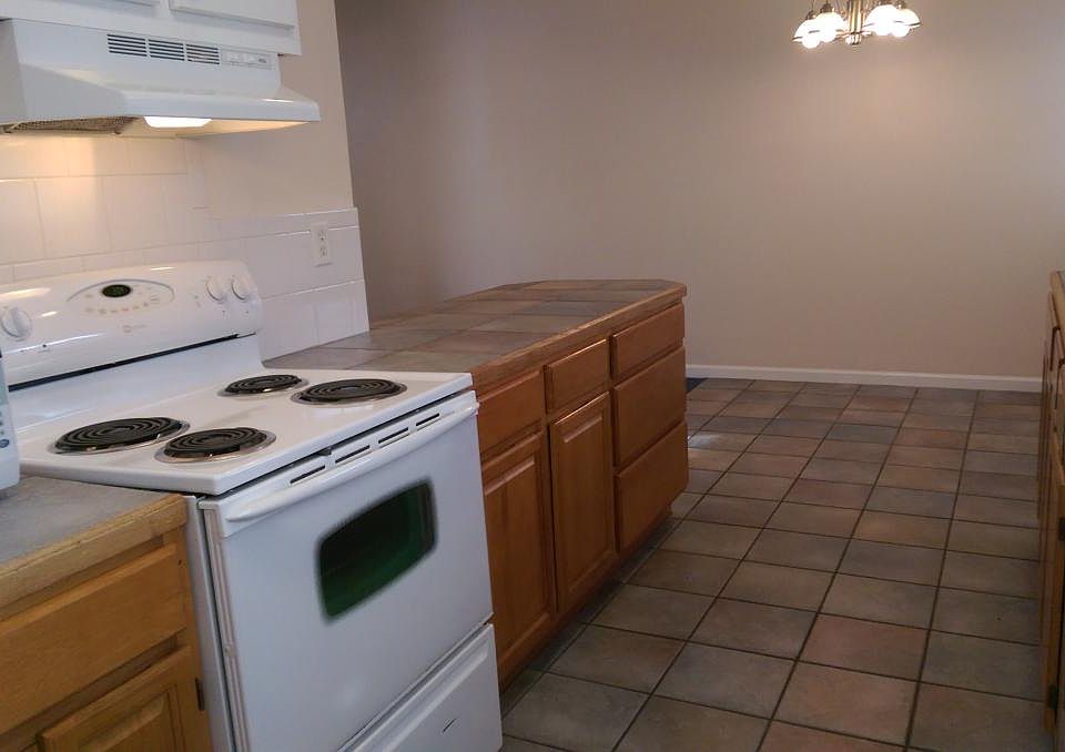 2nd image of 310 W Gregory St #C