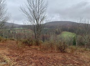 Chestnut Ridge Rd, Dallas, PA 18612